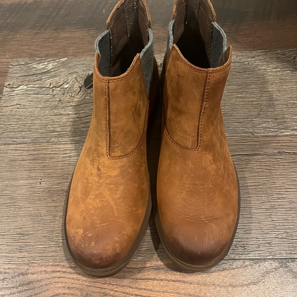 NWT Sorel Emelie™ Il Chelsea Heel; Size 9.5 - Picture 7 of 9